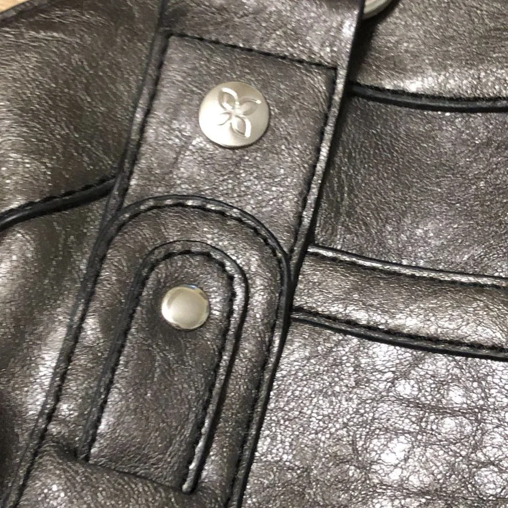 Silver Relic by Fossil bag - Picture 8 of 15